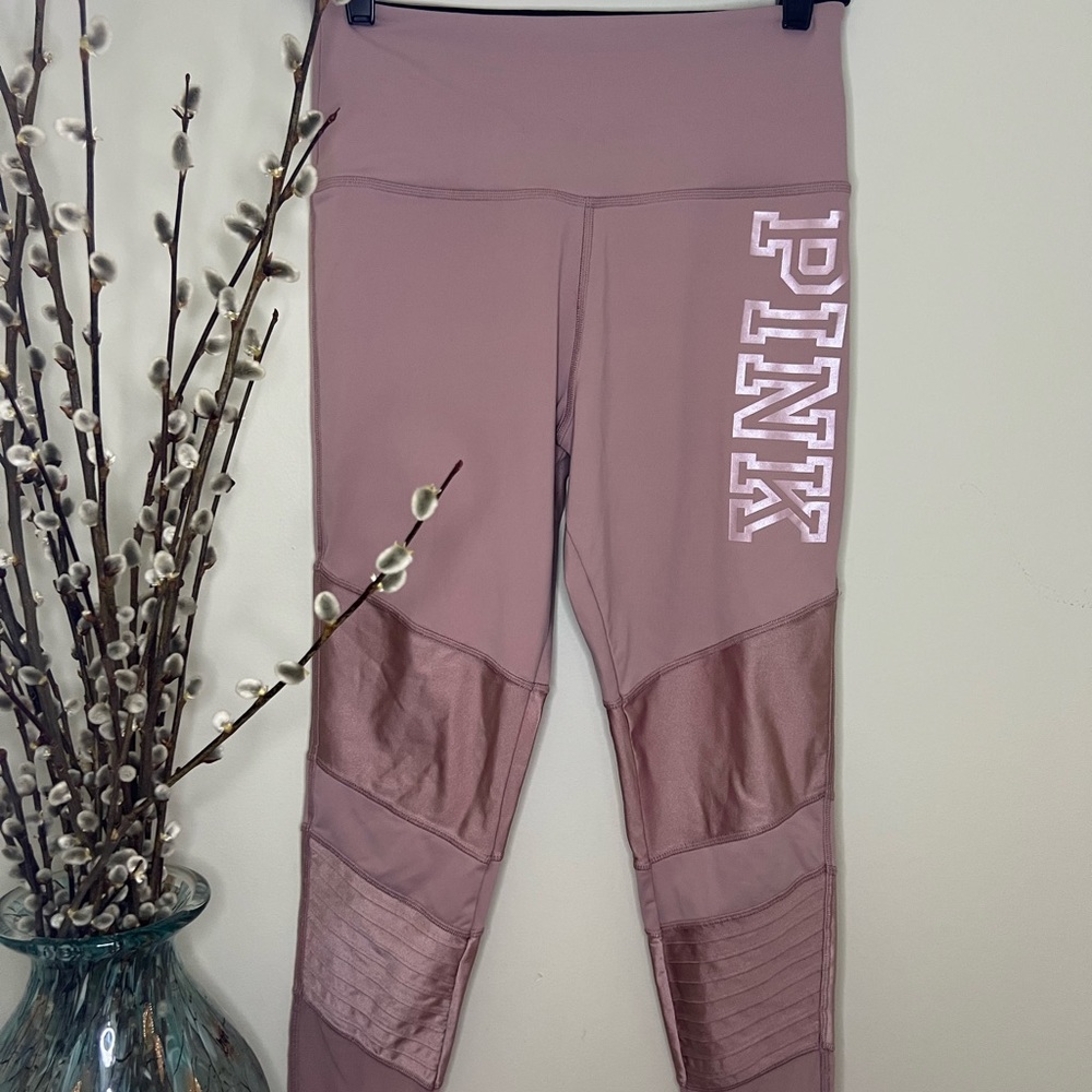 Victoria’s Secret Pink ultimate legging